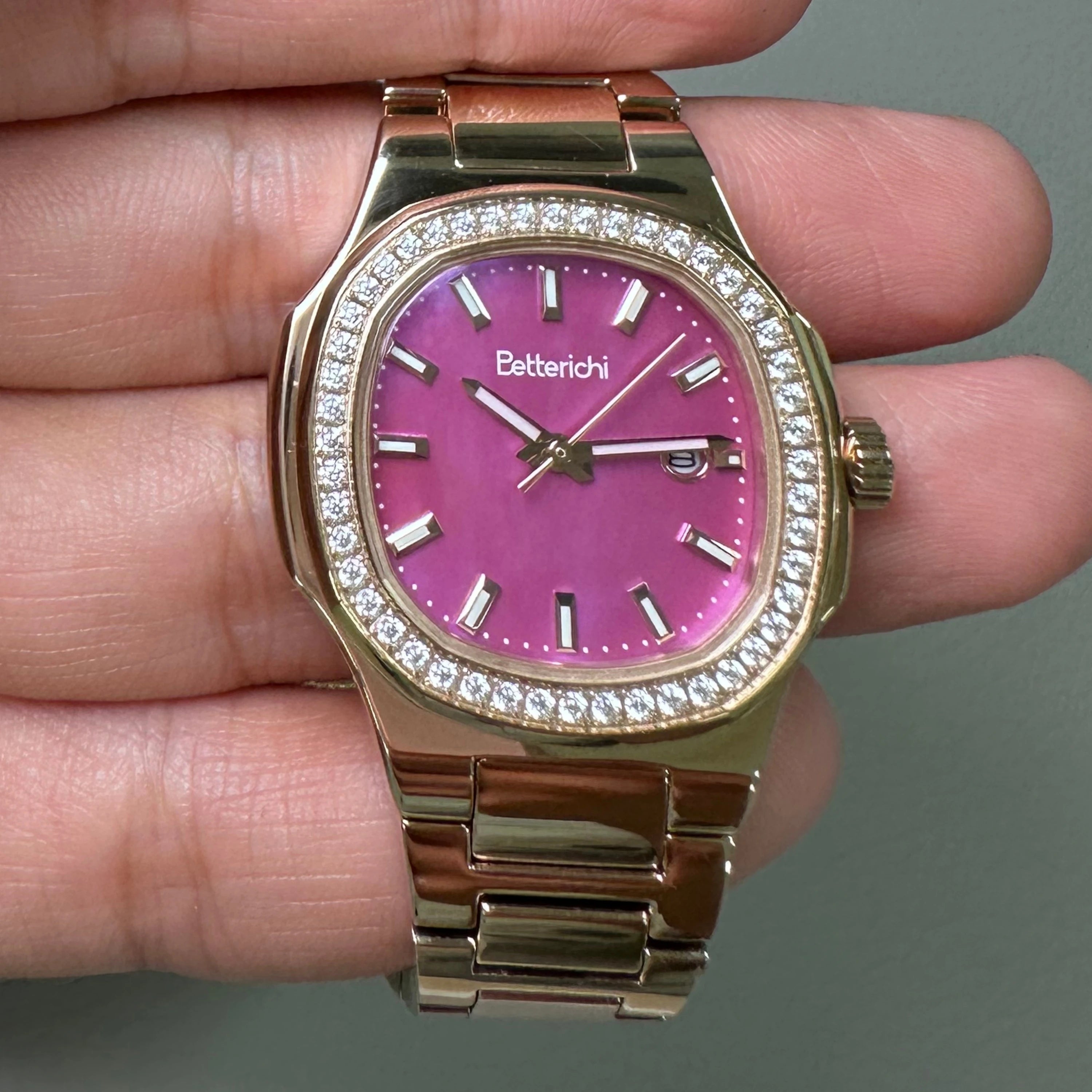 Betterichi 2026 New Rare Women Watch, Paved Diamond Bezel Natural Mother of Pearl Dial, Elegant Light Luxury Steel Strap Wristwa